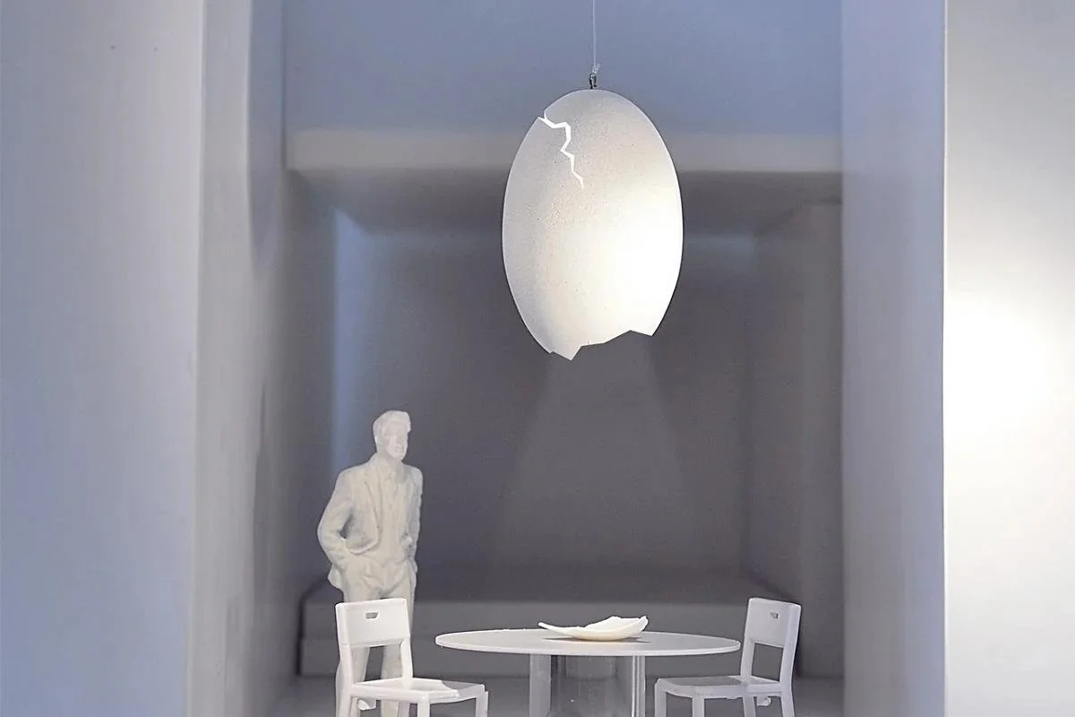 broken-egg-modell.jpg