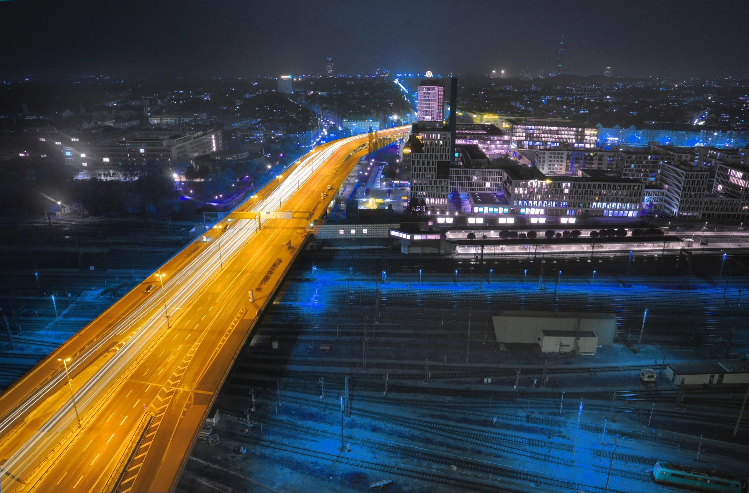 22 FH-ZMI-DB1_01.JPG