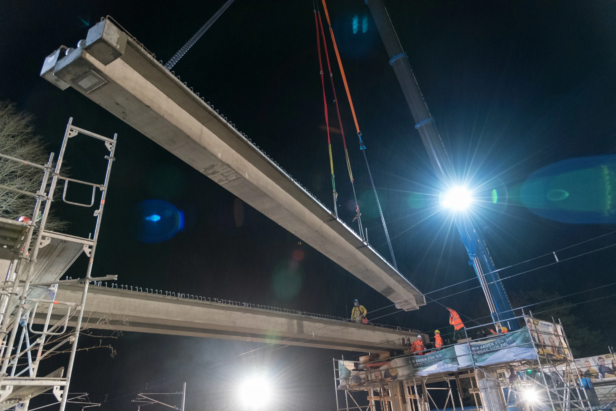 26 FH_ZMI-Brücke_100_01.JPG