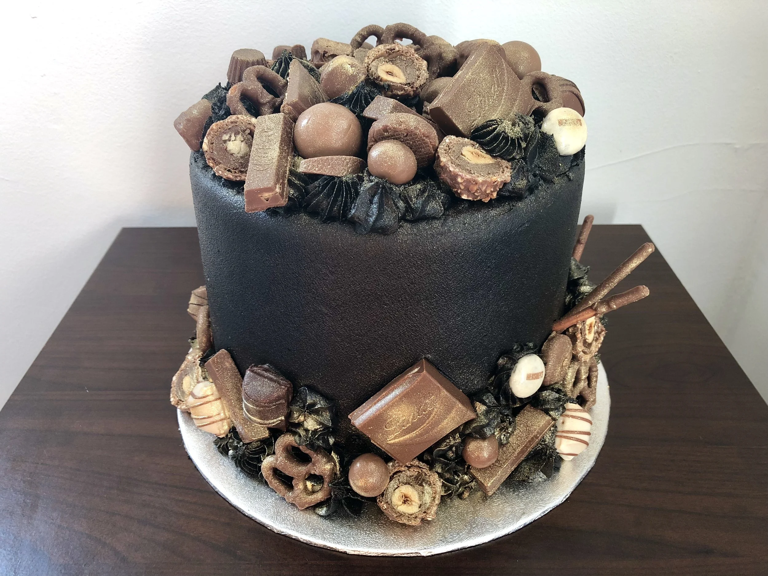 Black Chocolate Cake 