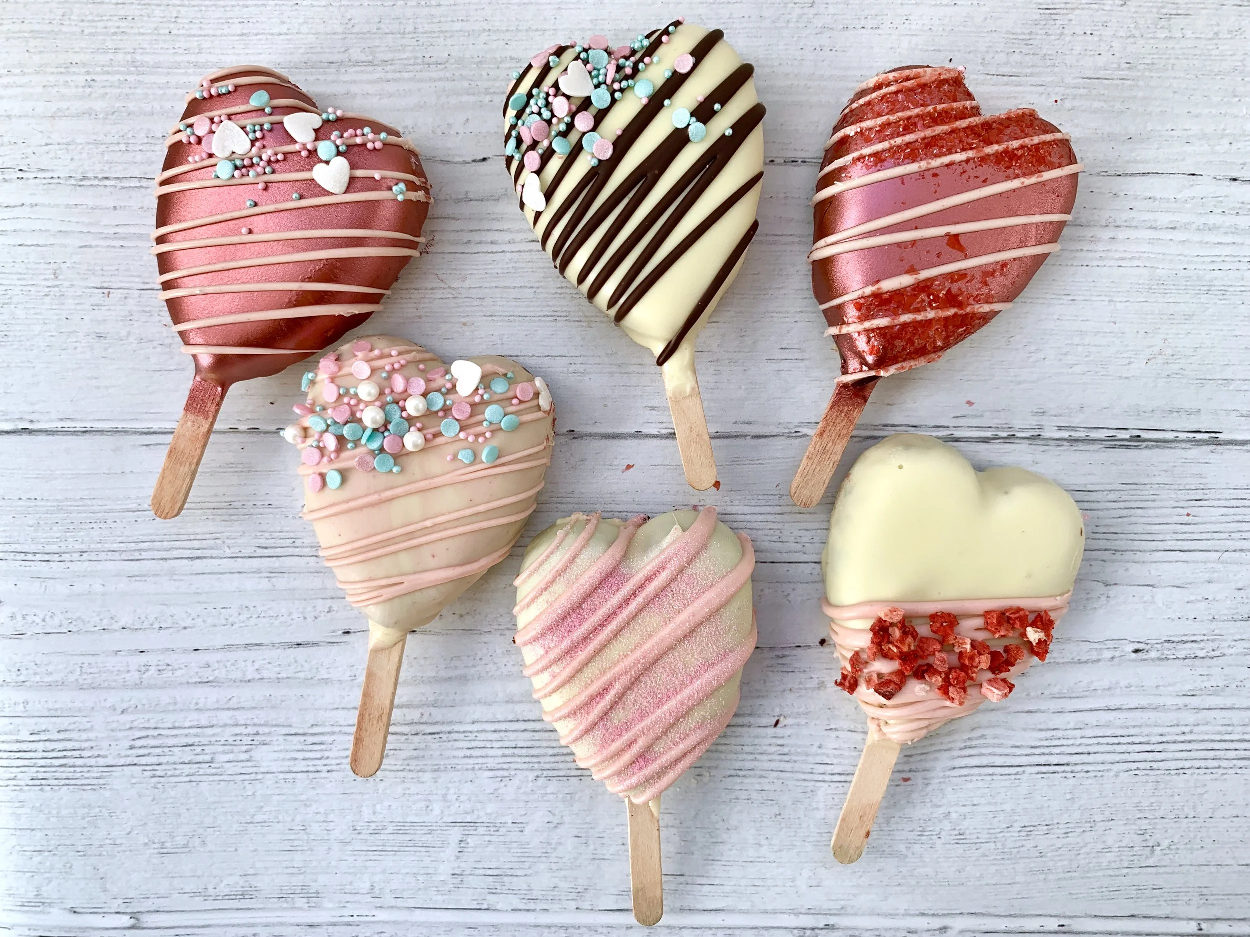 Heart Cakesicles — EatWithArli