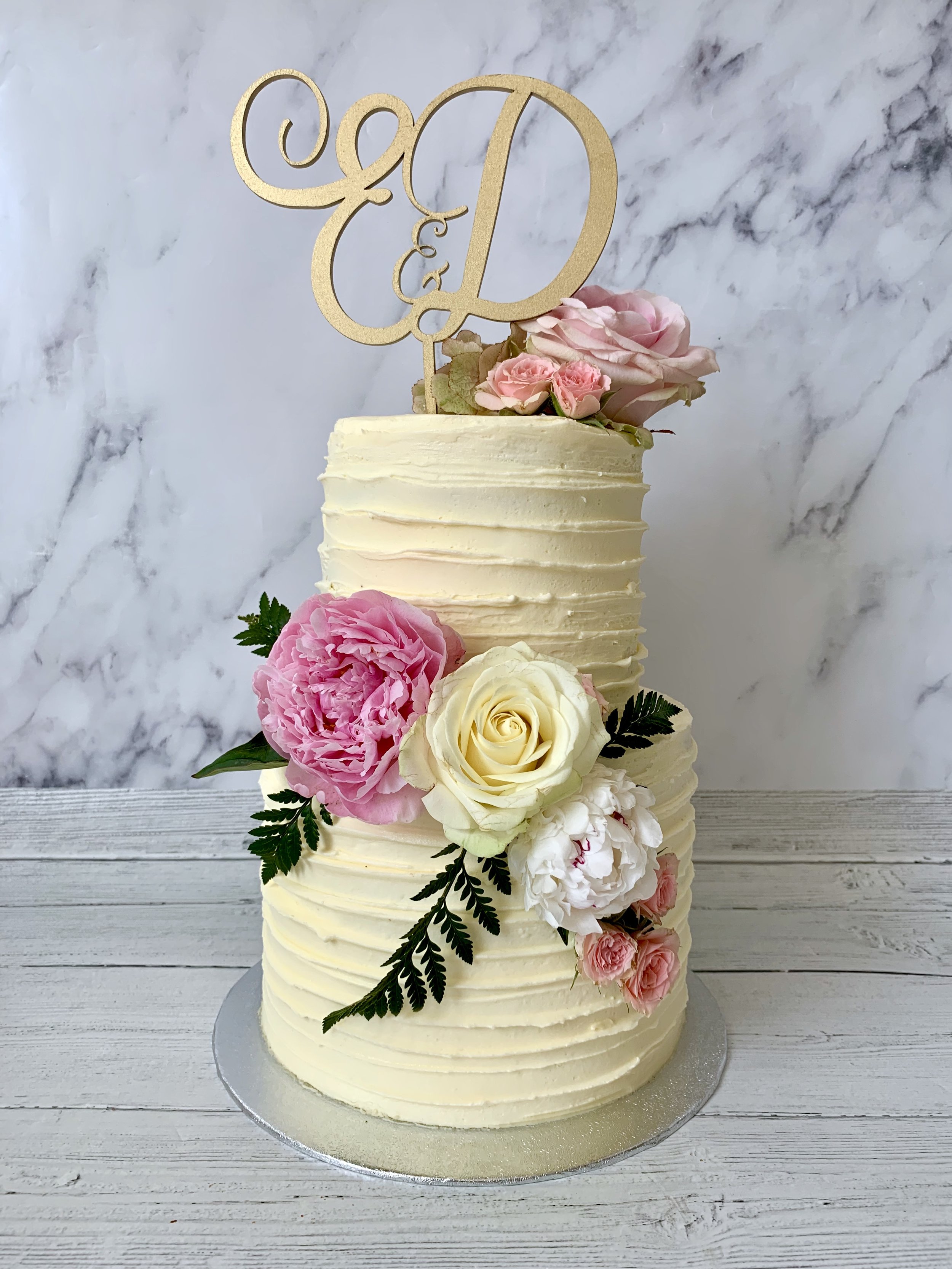 Simple two-tiered wedding cake recipe - BBC Food