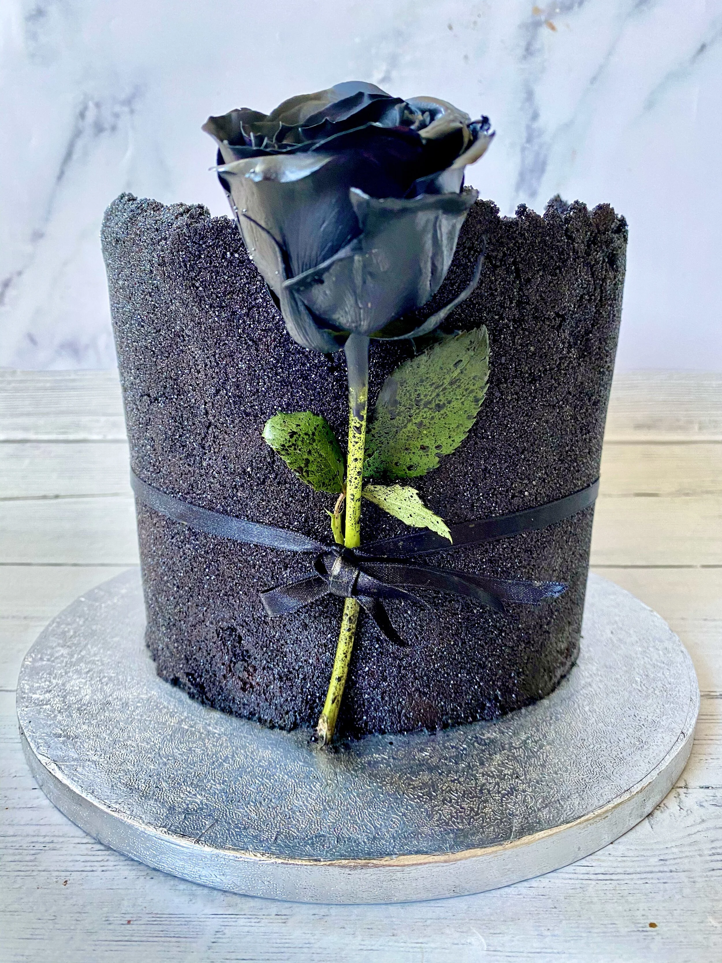 Black Rose Sugar Sheet Cake