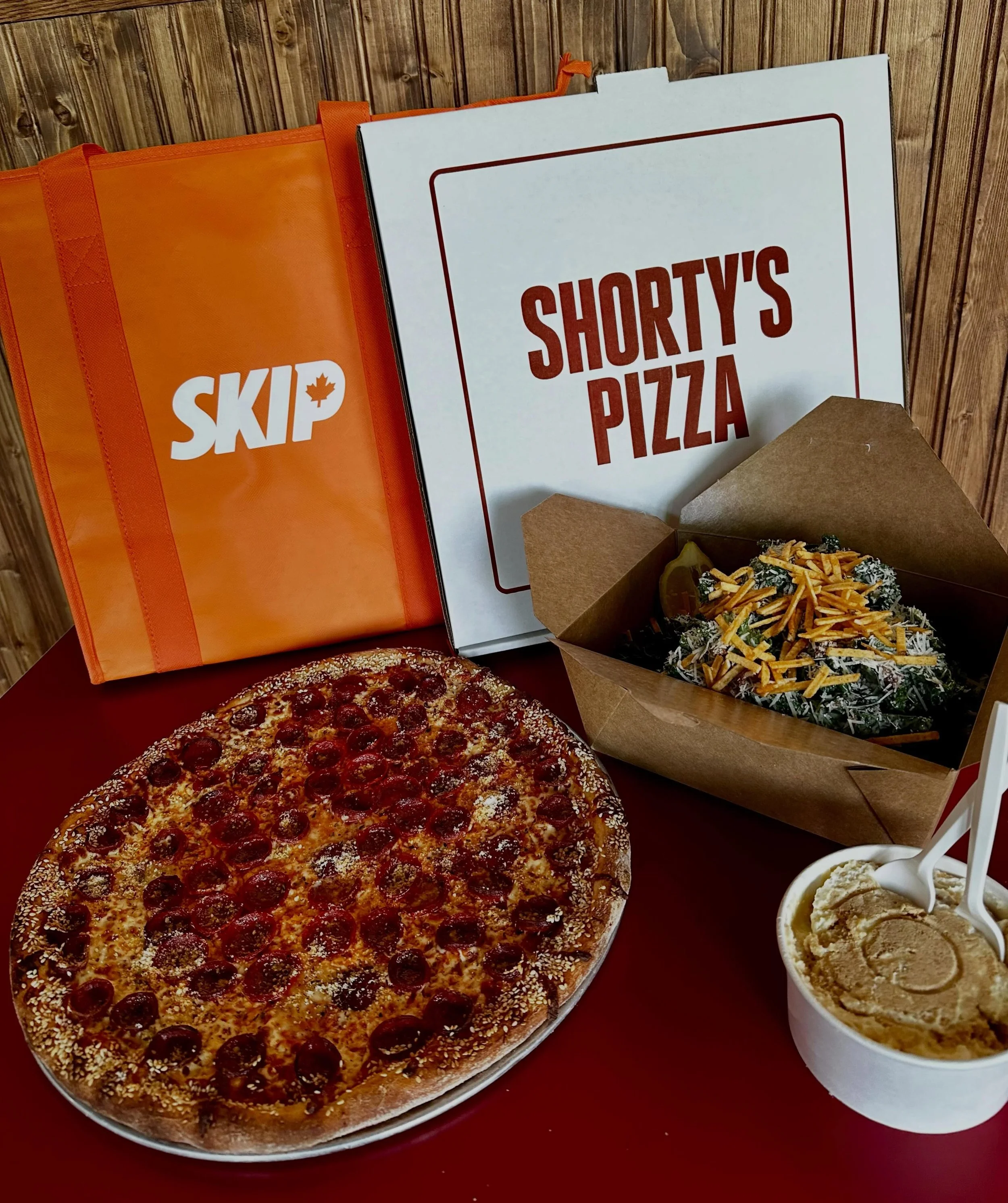HEY ROBLIN 👋👋

🌞🧺ITS PICNIC SEASON 🧺🌞

TO HELP YOU KICK OFF THE SEASON WE ARE OFFERING THE &ldquo;SHORTY&rsquo;S PICNIC&rdquo;

GET YOUR CHOICE OF 14&rdquo; PIE
Pepperoni
Veggie Deluxe
Hawaiian
Mushroom Mozzarella
White 

CHOICE OF SALAD:
Caesa