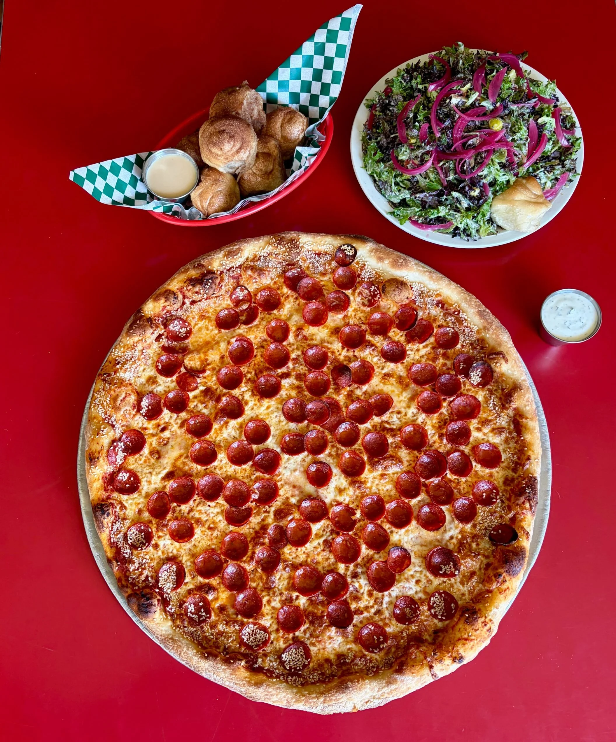 HEY WINNIPEG!! 👋👋

Game day is coming up! 🏒🍕🏈

Skip the cooking and get your game day spread sorted with our new Game Day Deal!

Choose your favourite 18&rdquo; pizza*, a salad, a dip, and a Sidini dessert for $55

*Pizza Options:
Pepperoni
Vegg