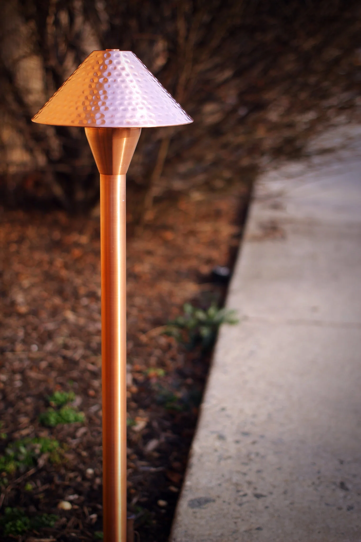 34614173795-coastal-source-hammered-path-light-in-copper.jpg
