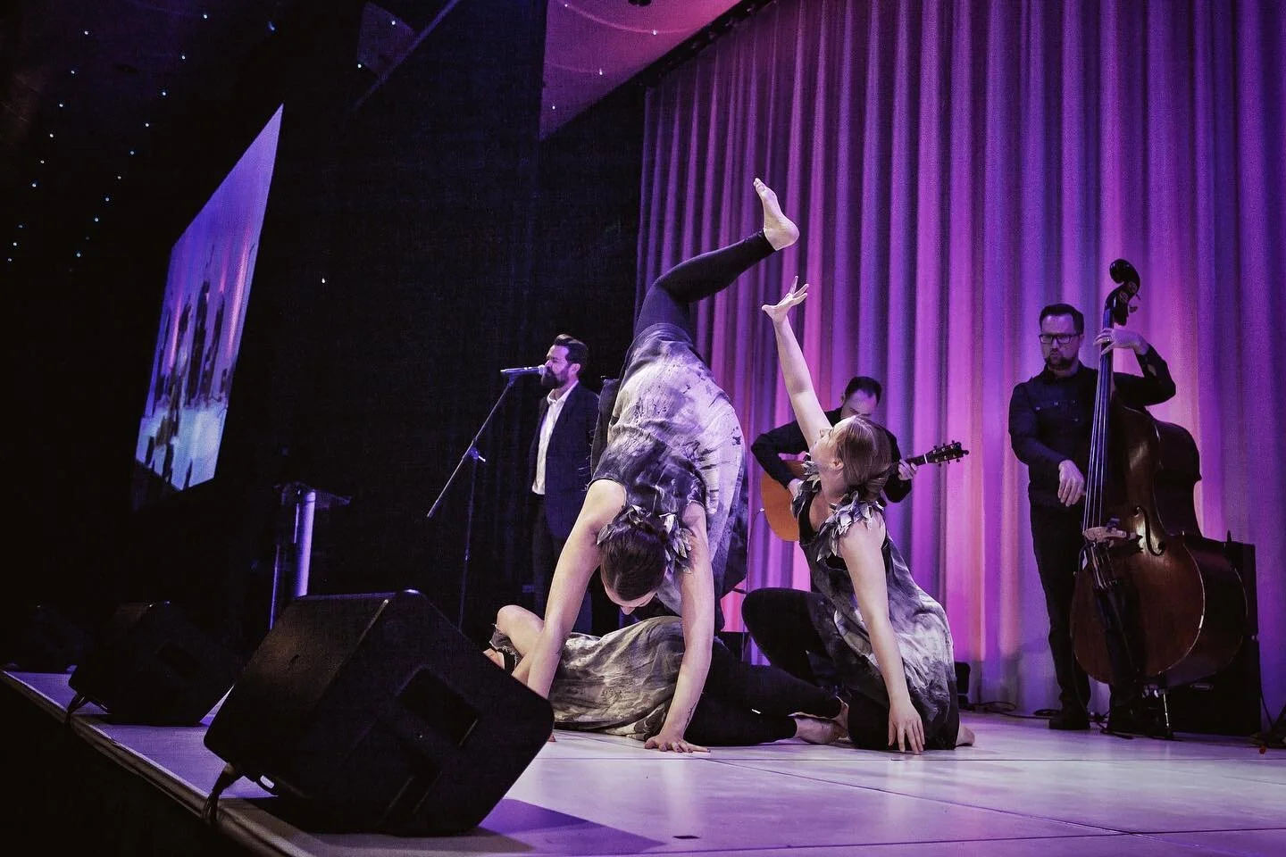 / &ldquo;you&rsquo;re scared in the black of night, when the morning comes they&rsquo;ll be howling less&rdquo; /

📸: Amanda Tipton Photography 

#lostwalksband #music #movement #collaboration #conservation #rockymountainwolfproject #missinghowl #de