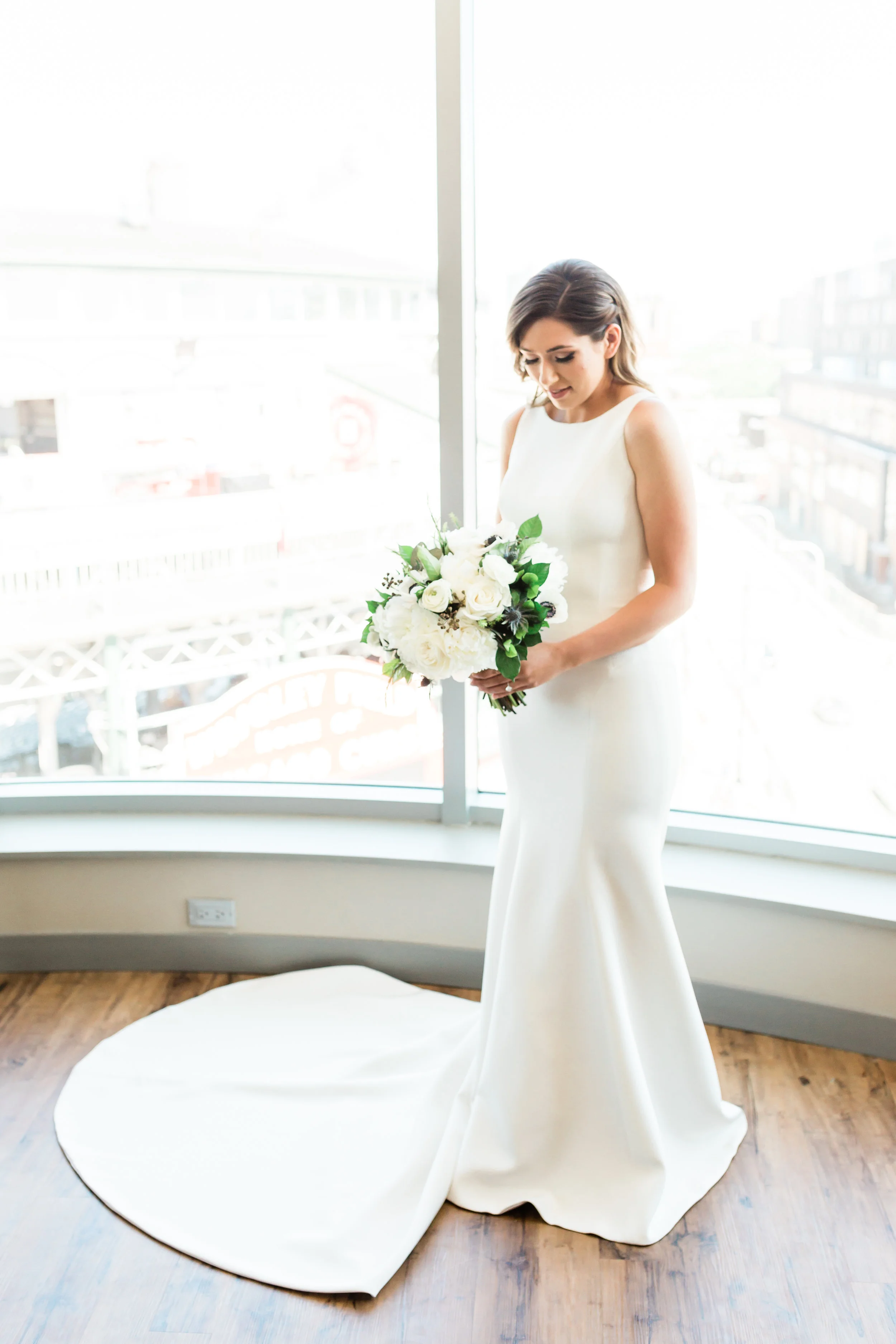Elegant Bridal Gown Chicago Wedding Lindsey Taylor Photography