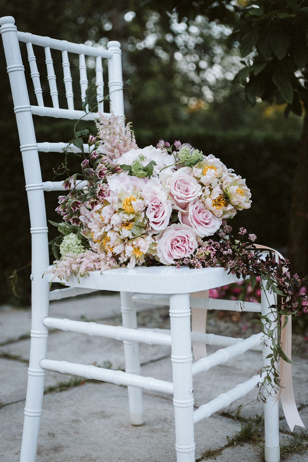 Pink Rose Floral Bridal Bouquet Chicago Wedding lisa kathan photography