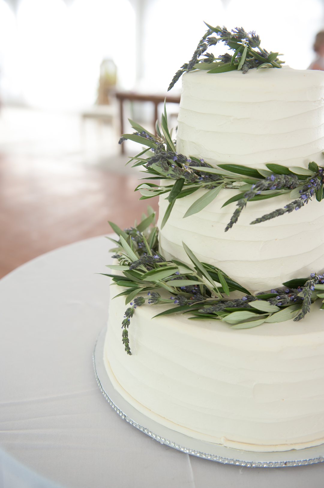 Lavender Covered Wedding Cake Chicago Farm Wedding Elite Photo