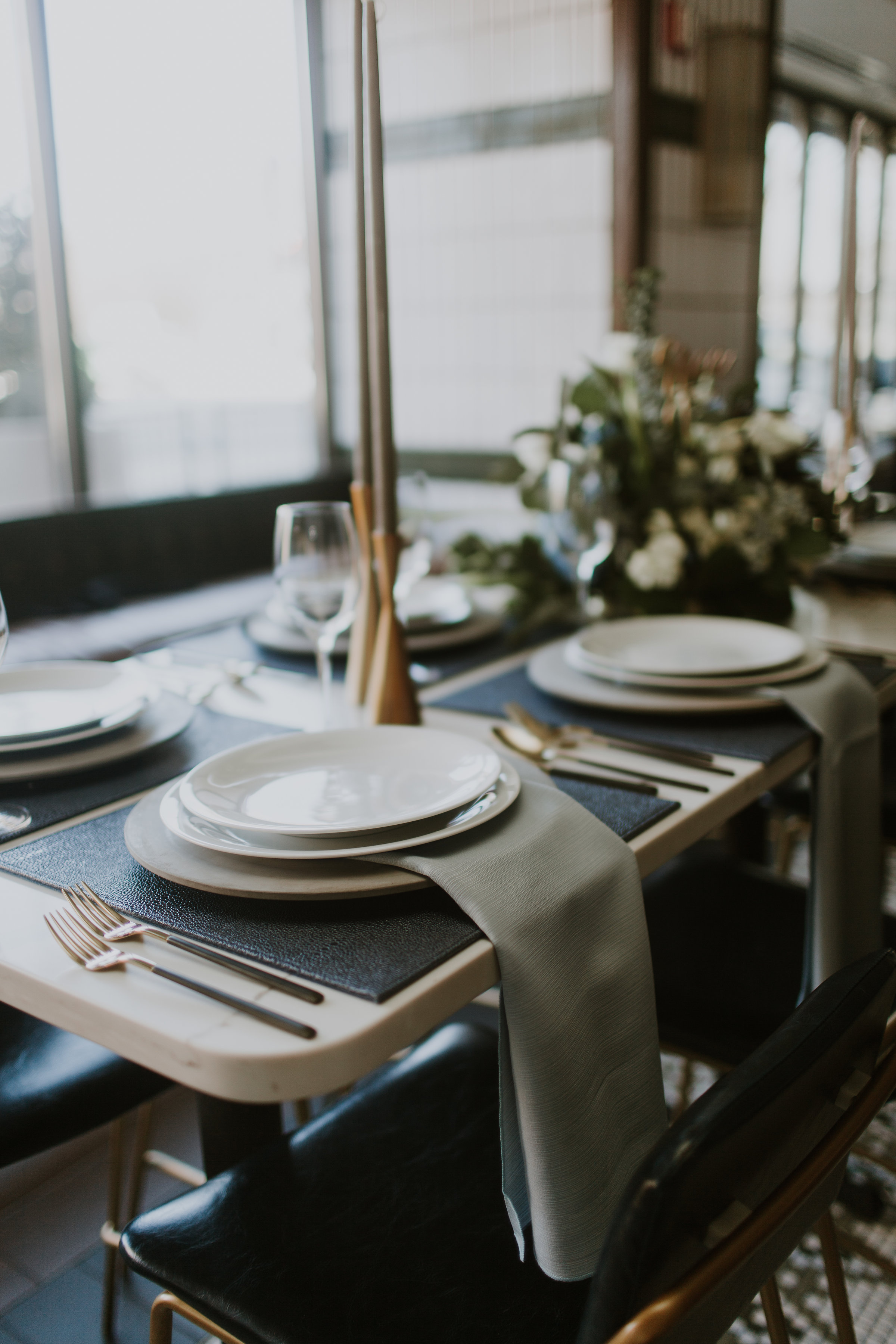Classic Table Setting Chicago Wedding Gabrielle Daylor Photography