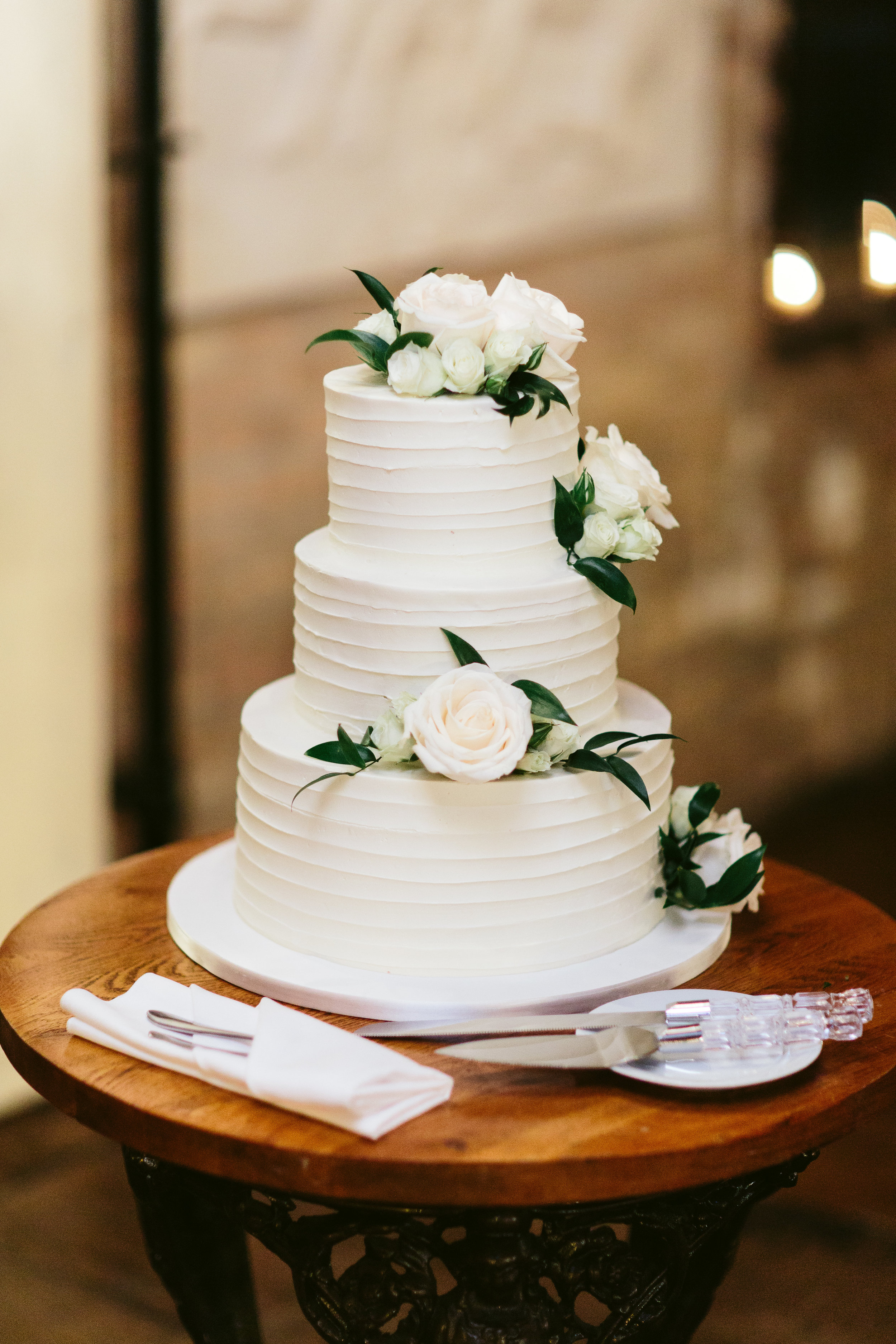 White Rose Wedding Cake Chicago Wedding Nicodem Creative