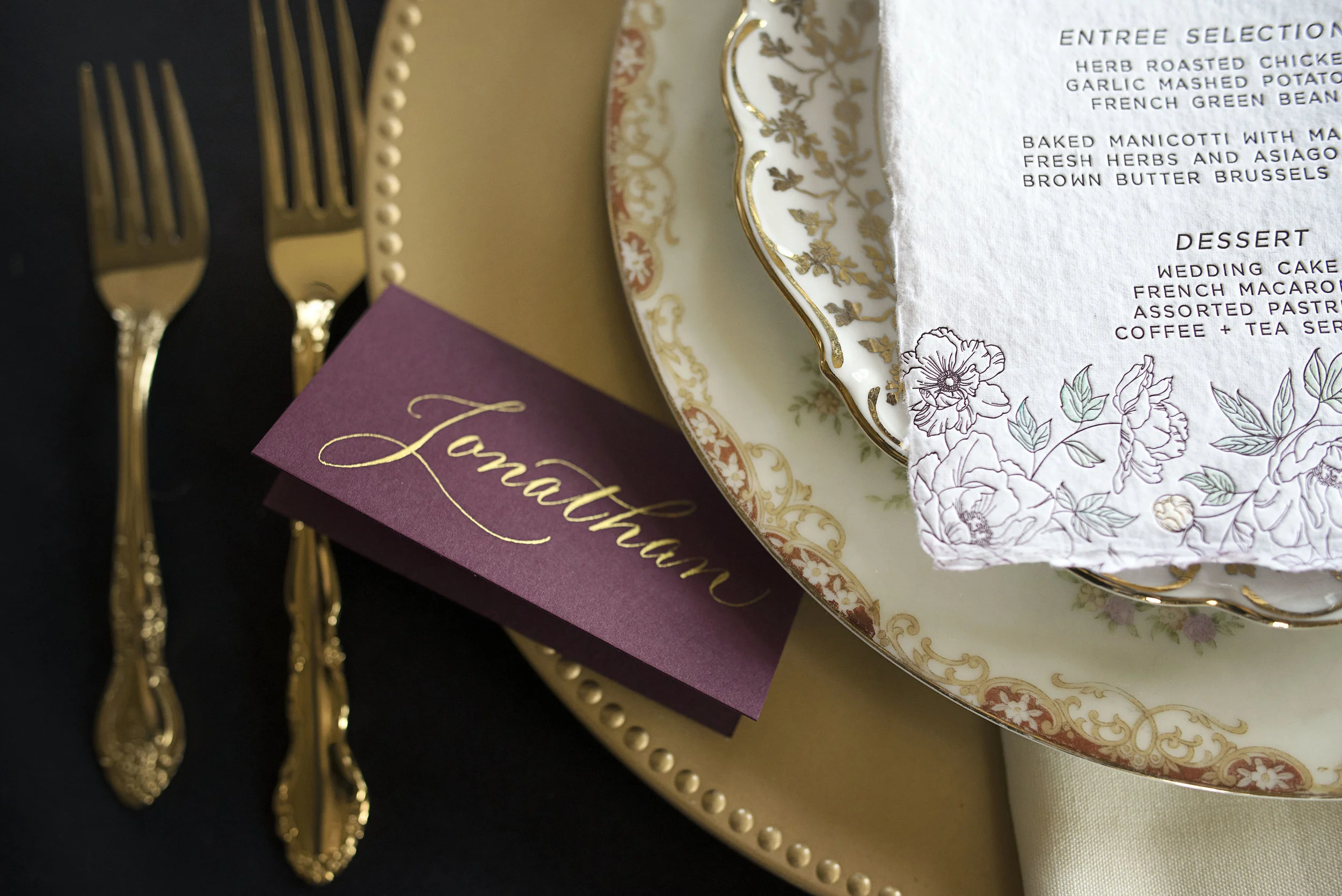 Wedding inspiration for the sophisticated bride from this elegant bridal styled shoot in Chicago, Illinois captured by Brooke Christine Photography. See more wedding ideas at CHItheeWED.com!