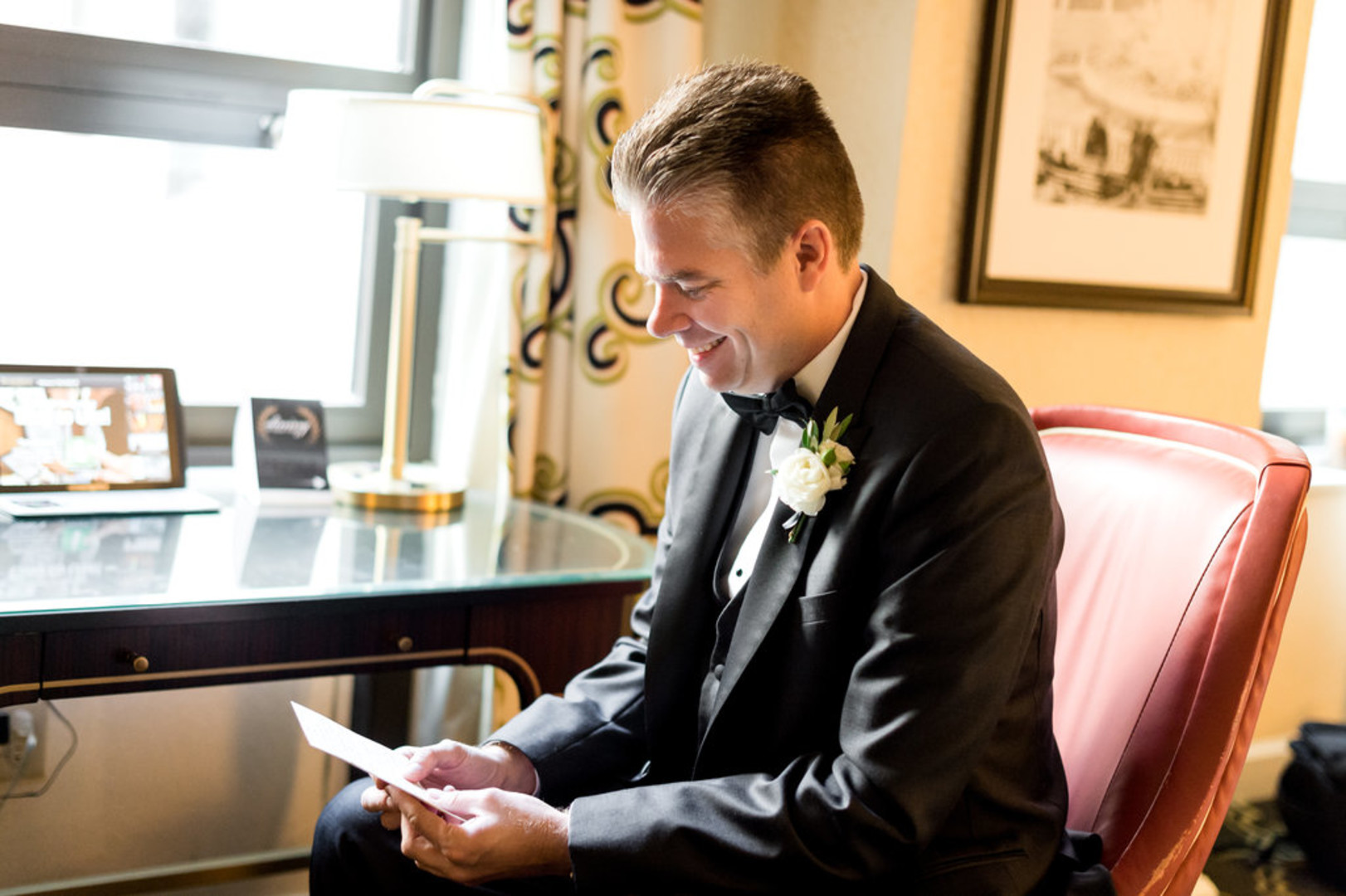 Classic and timeless Chicago ballroom wedding captured by Julia Franzosa Photography. See more classic wedding ideas at CHItheeWED.com!