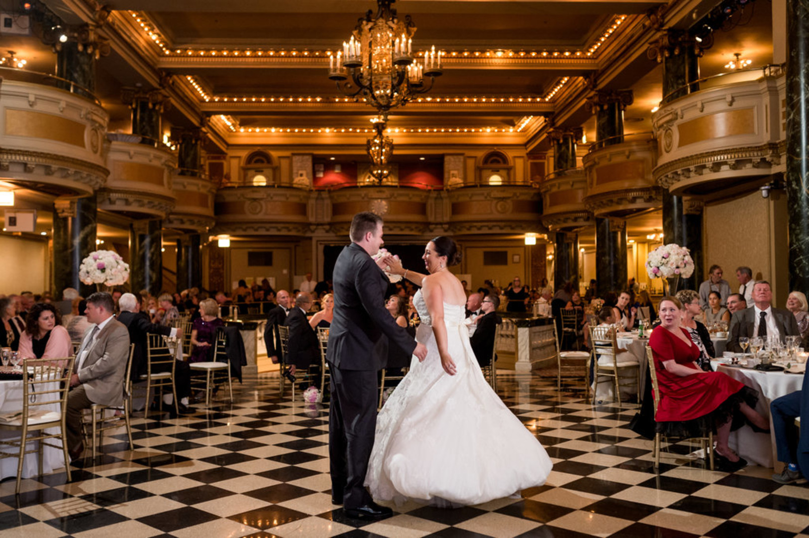 Classic and timeless Chicago ballroom wedding captured by Julia Franzosa Photography. See more classic wedding ideas at CHItheeWED.com!