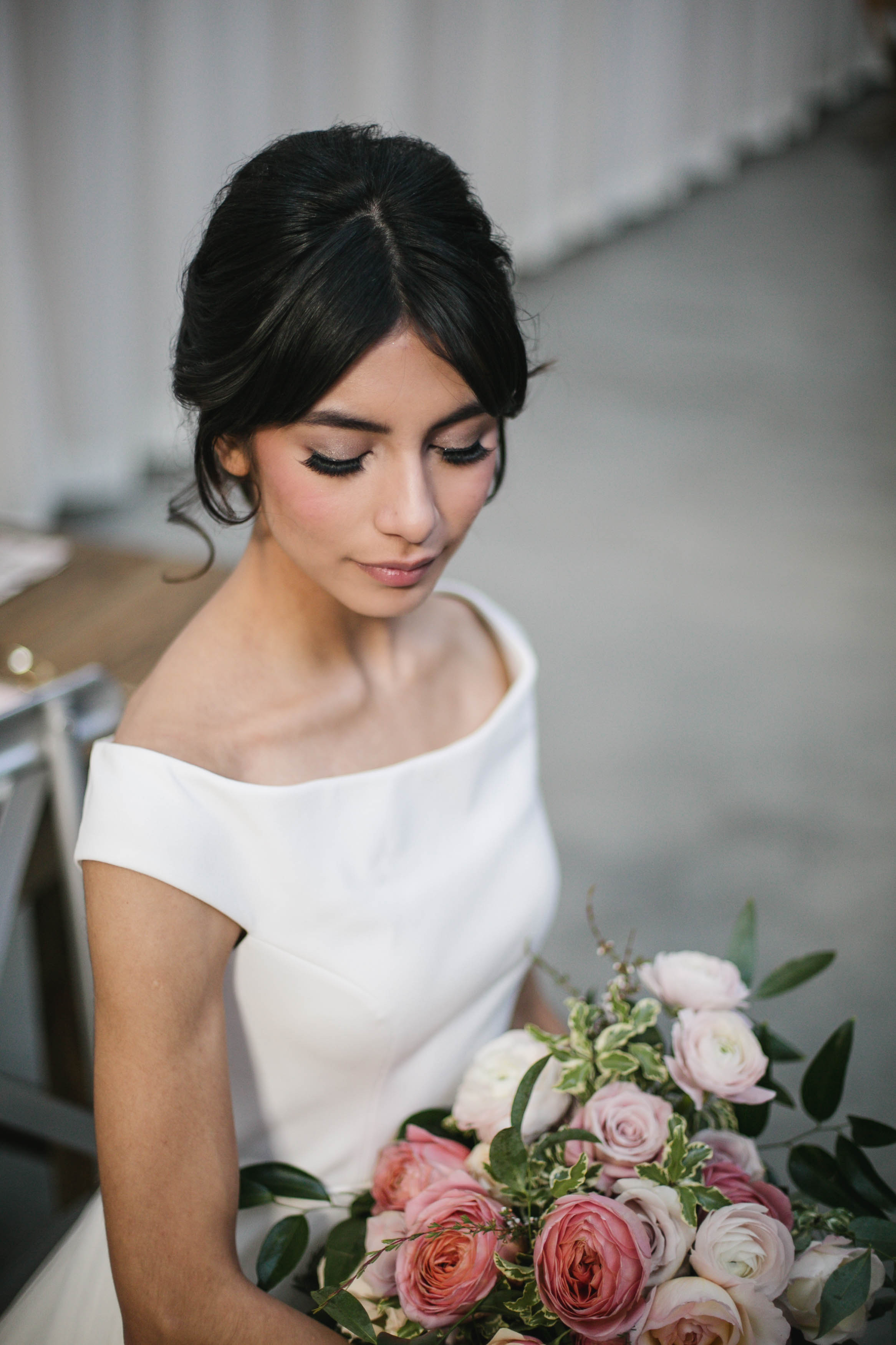 Romantic wedding styled shoot at Chicago’s newest wedding venue, Fairlie, captured by Michelle Cox Photography. See more wedding ideas at CHItheeWED.com!