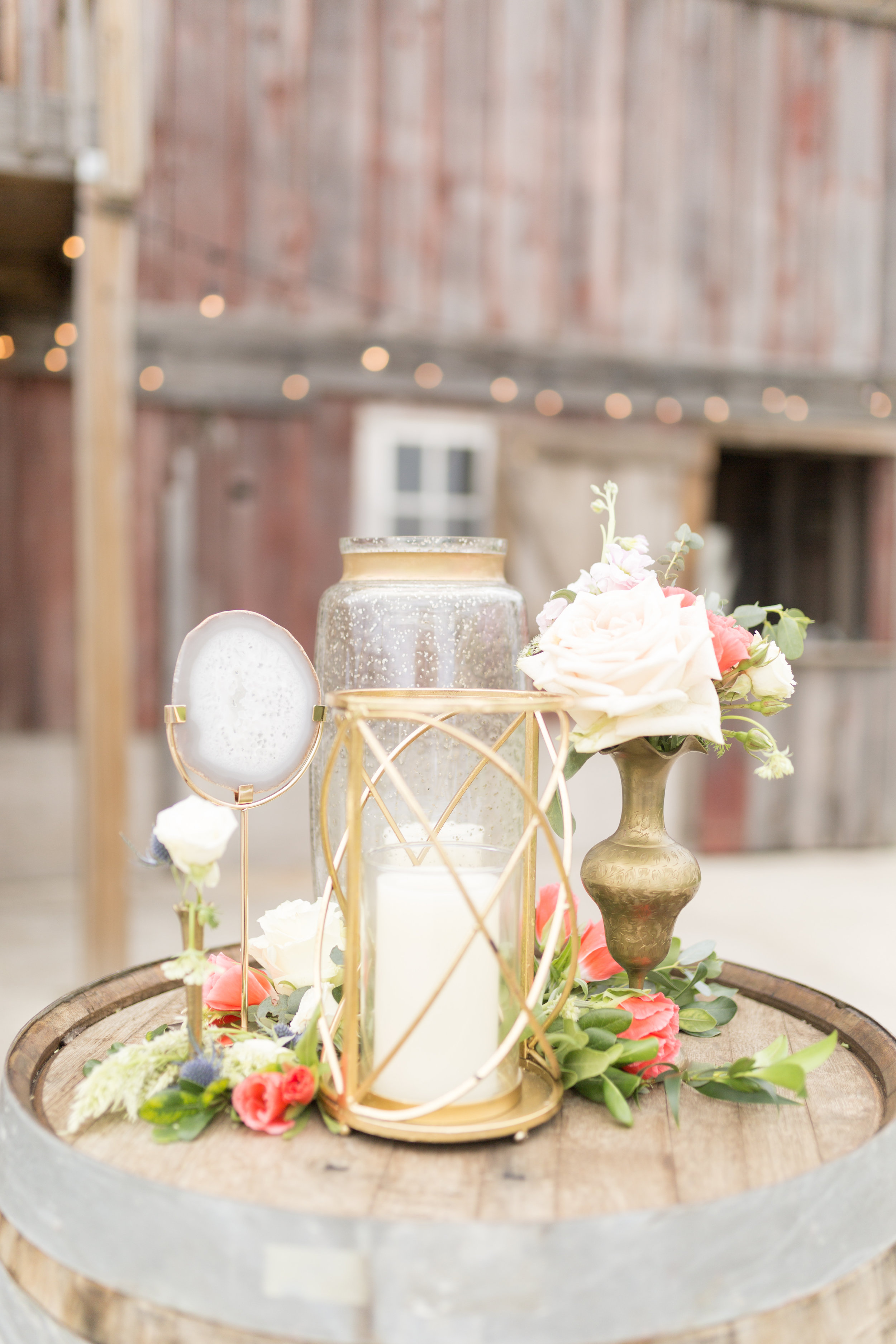 Summer rustic elegant Chicago wedding styled shoot captured by Sarah DeMaranville Photography. See more summer wedding ideas at CHItheeWED.com!