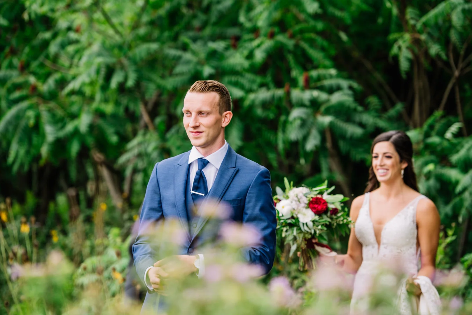 Modern industrial Chicago wedding planned by Alexa Kay Events and captured by Raegan Lintner Photography. See more modern wedding inspiration at CHItheeWED.com!