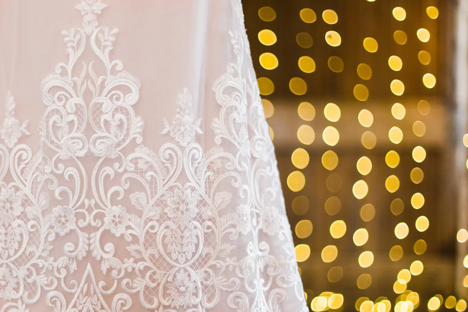 Lace wedding dress detail: Rustic barn wedding inspiration captured by Grace Rios Photography. See more fall wedding ideas at CHItheeWED.com!
