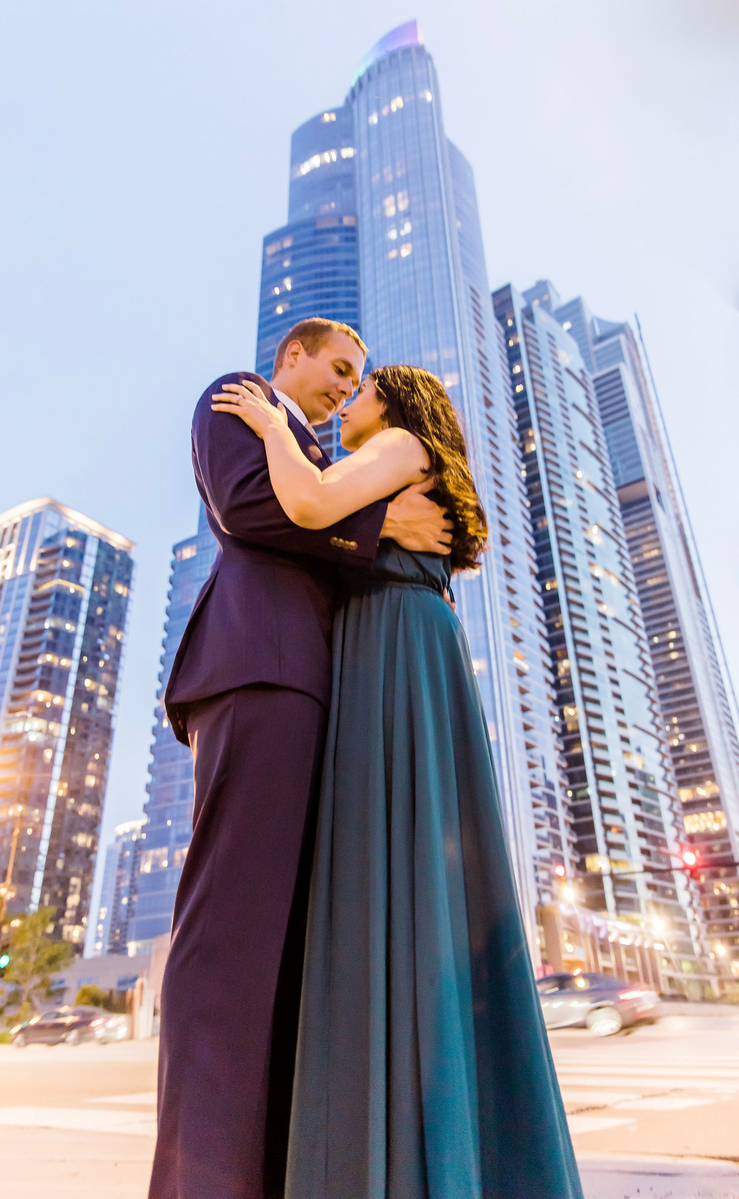 Chicago engagement session inspiration featured on CHI thee WED. See more engagement session ideas at CHItheeWED.com!