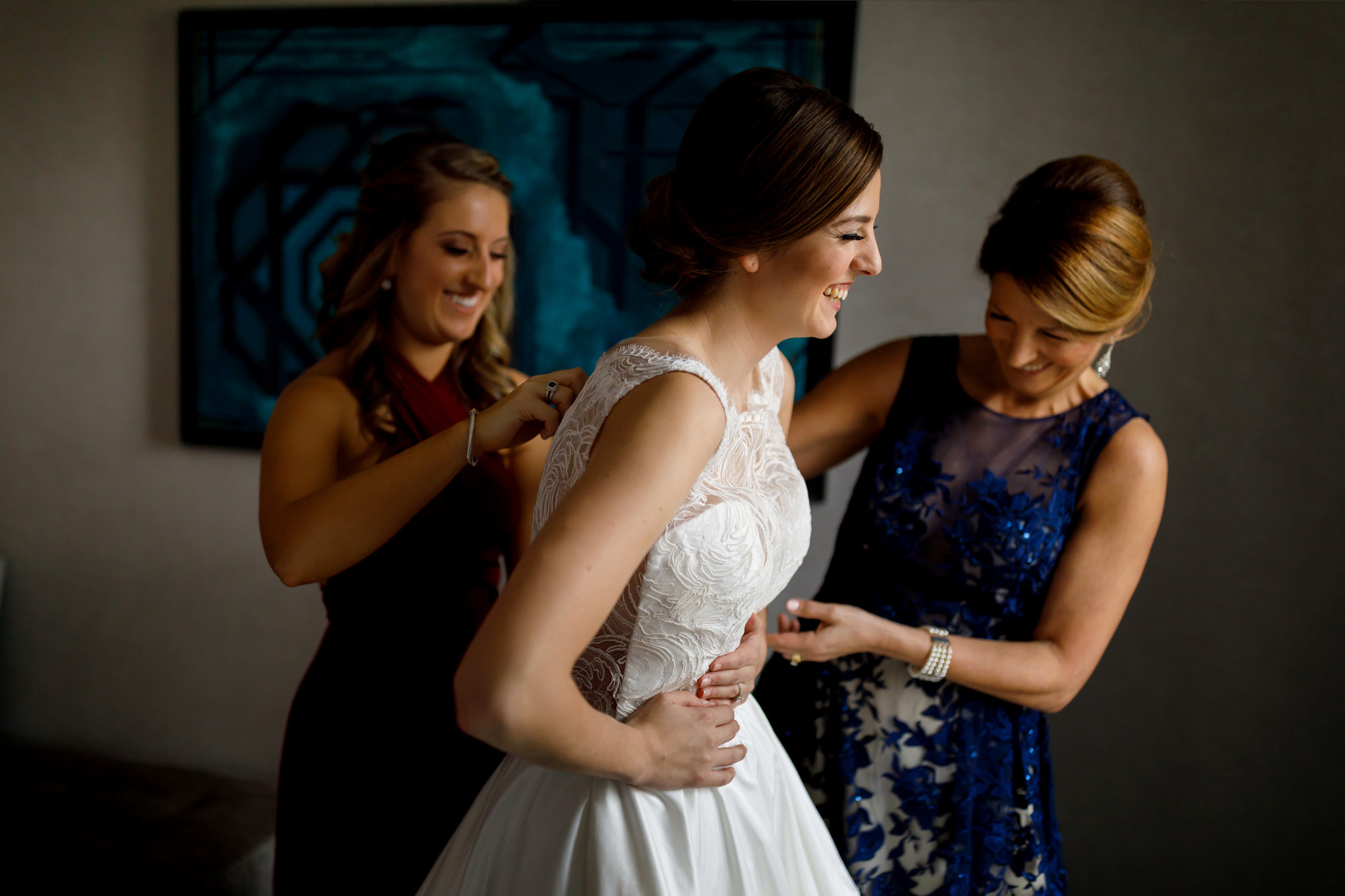 Sophisticated InterContinental Chicago Magnificent Mile Winter Wedding captured by Wasabi Photography. See more winter wedding ideas on CHItheeWED.com!