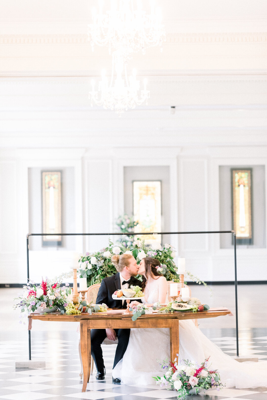 Modern and elegant wedding inspiration captured by Mandelette Photography. See more romantic wedding design ideas featured on CHItheeWED.com!