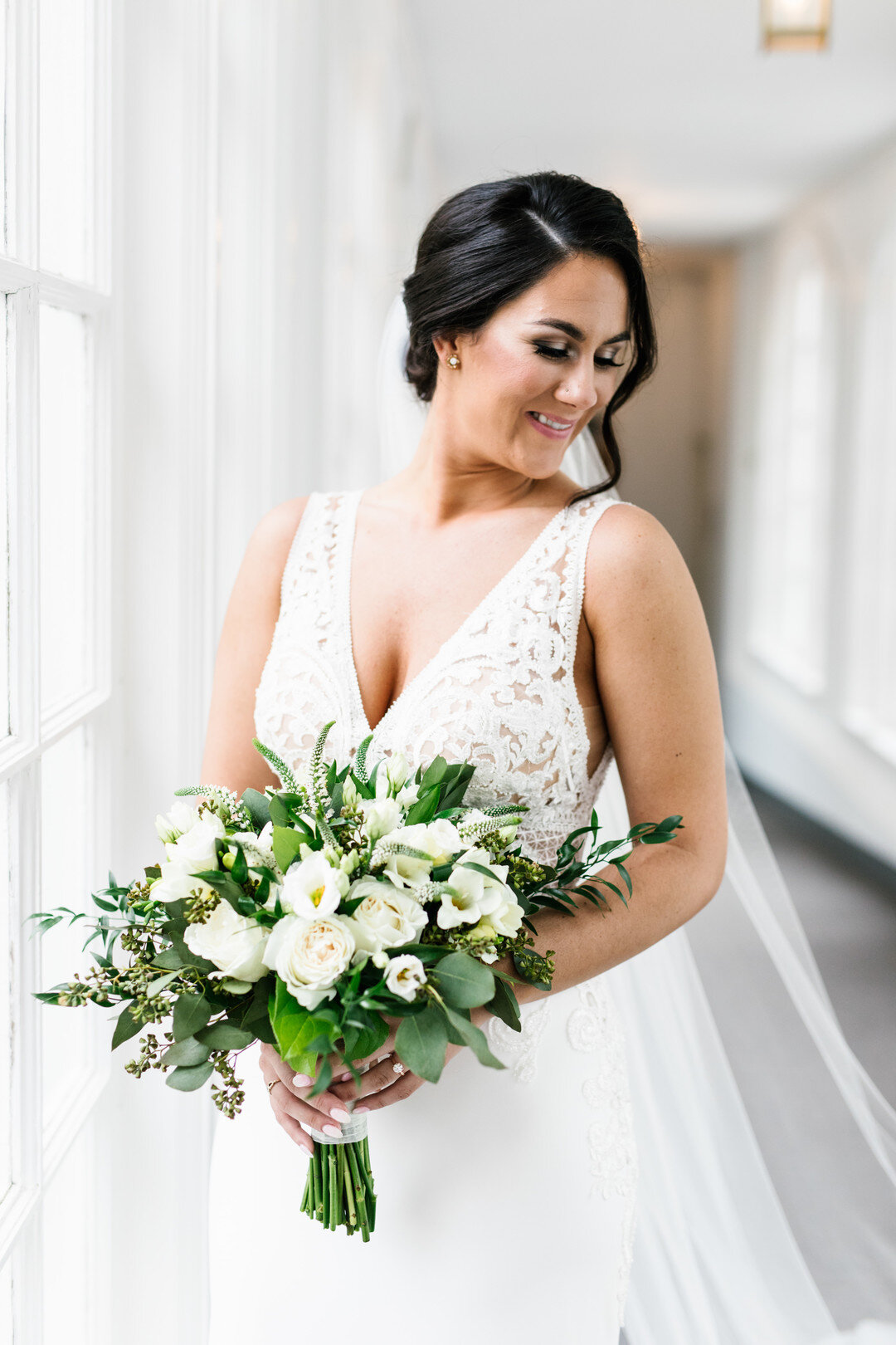 Chicago spring wedding captured by Hannah Rose Gray Photography. See more timeless wedding ideas on CHItheeWED.com!