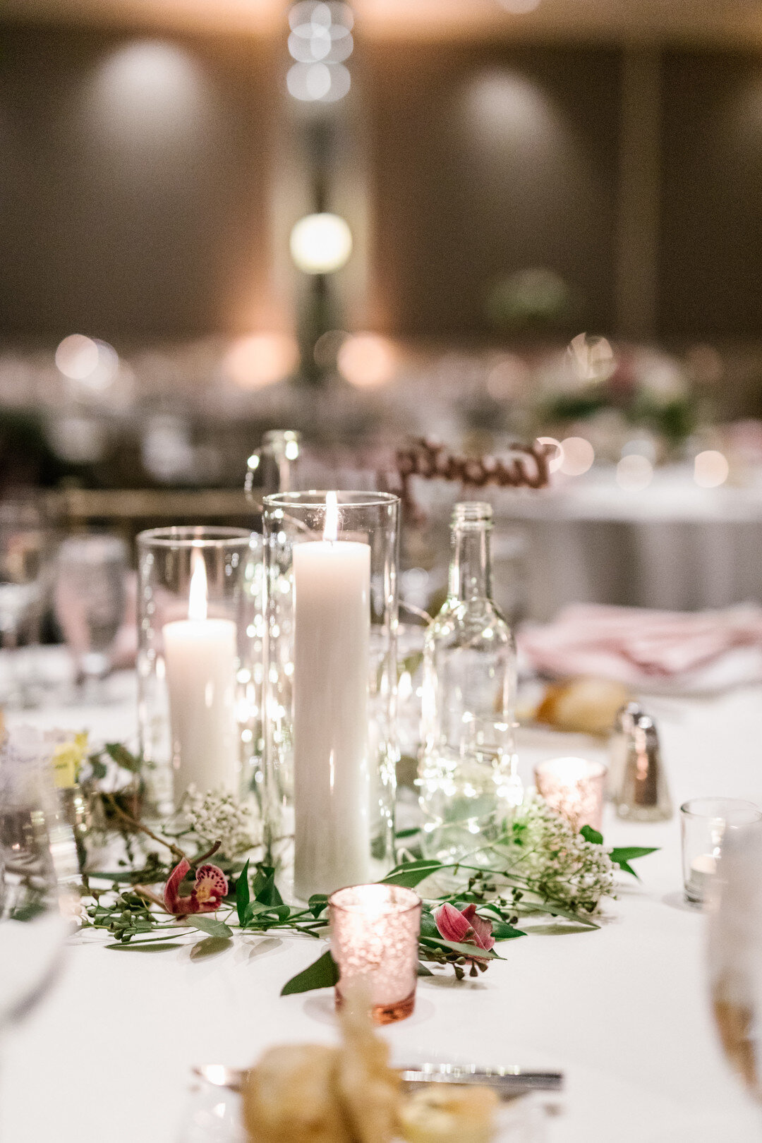 Chicago spring wedding captured by Hannah Rose Gray Photography. See more timeless wedding ideas on CHItheeWED.com!