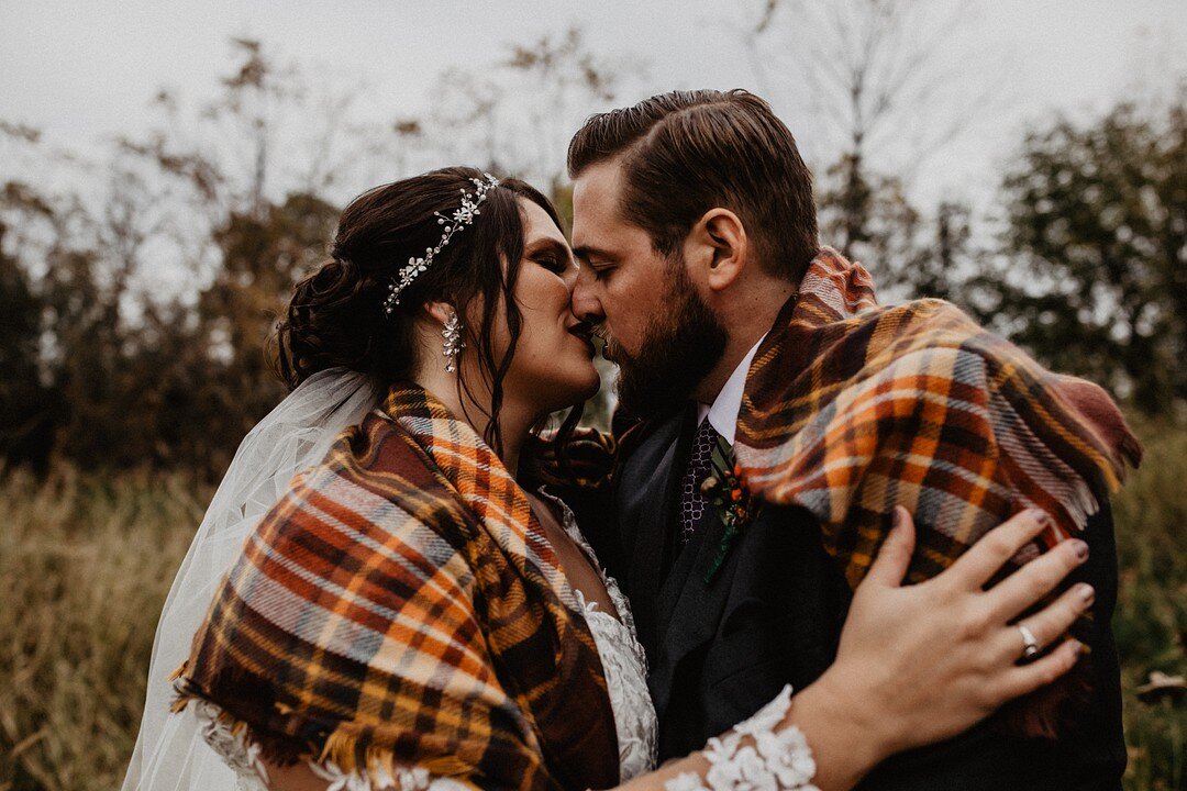 Spooky Fall Chicago Wedding captured by Savannah Linn Photography. See more fall wedding ideas on CHItheeWED.com!