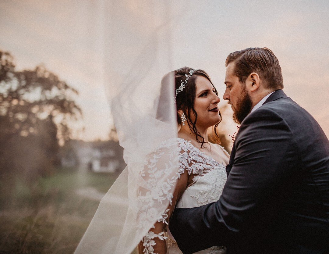 Spooky Fall Chicago Wedding captured by Savannah Linn Photography. See more fall wedding ideas on CHItheeWED.com!