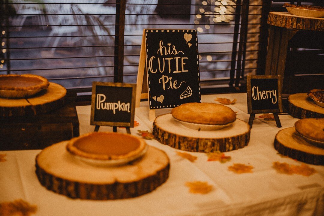 Spooky Fall Chicago Wedding captured by Savannah Linn Photography. See more fall wedding ideas on CHItheeWED.com!