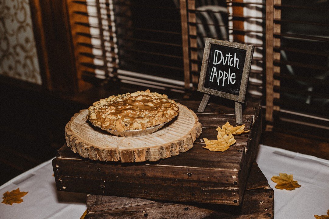 Spooky Fall Chicago Wedding captured by Savannah Linn Photography. See more fall wedding ideas on CHItheeWED.com!