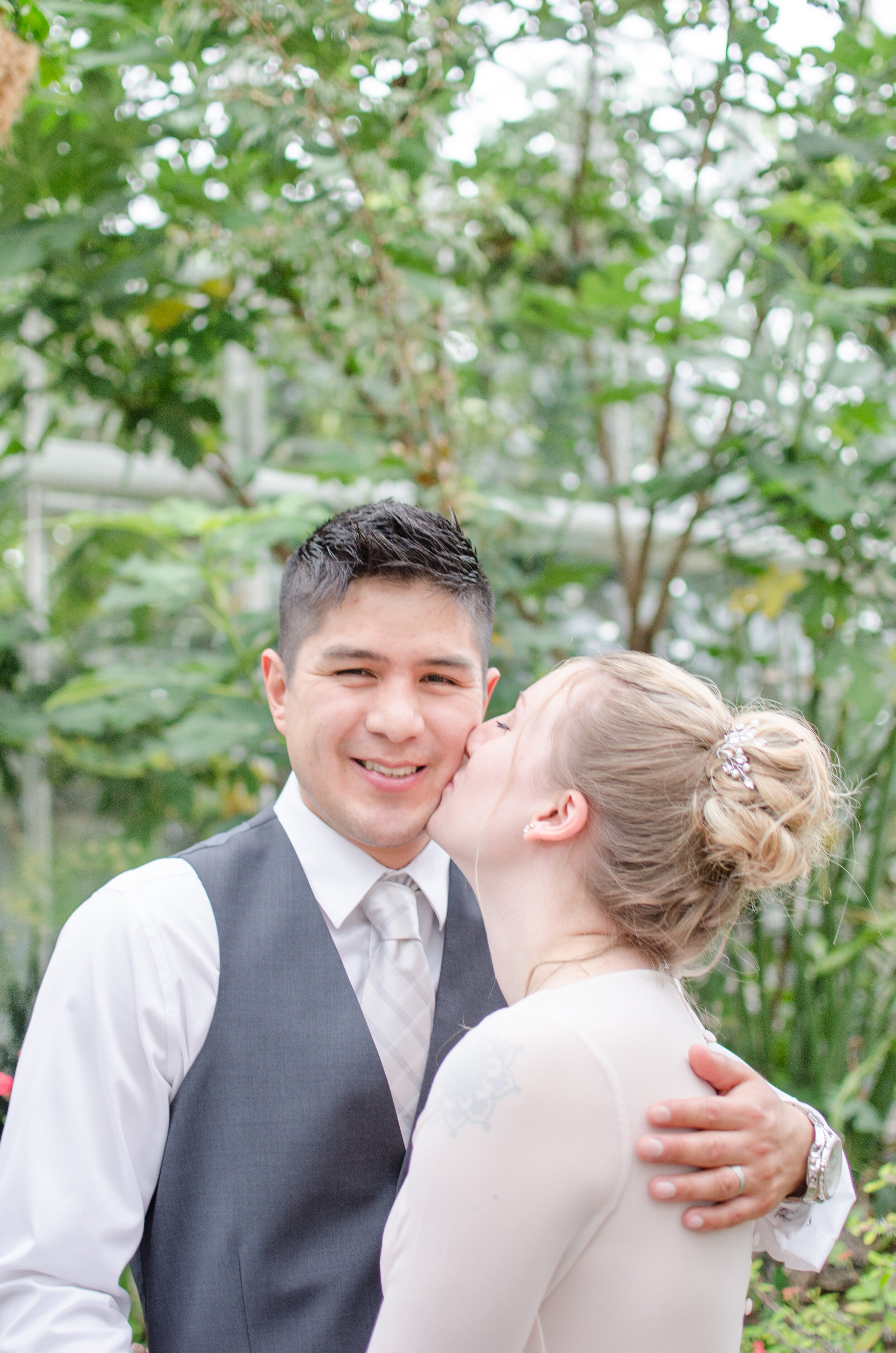 Intimate Oak Park Conservatory Greenhouse Wedding captured by K. Marie Studios. Head to CHItheeWED.com for more wedding ideas!