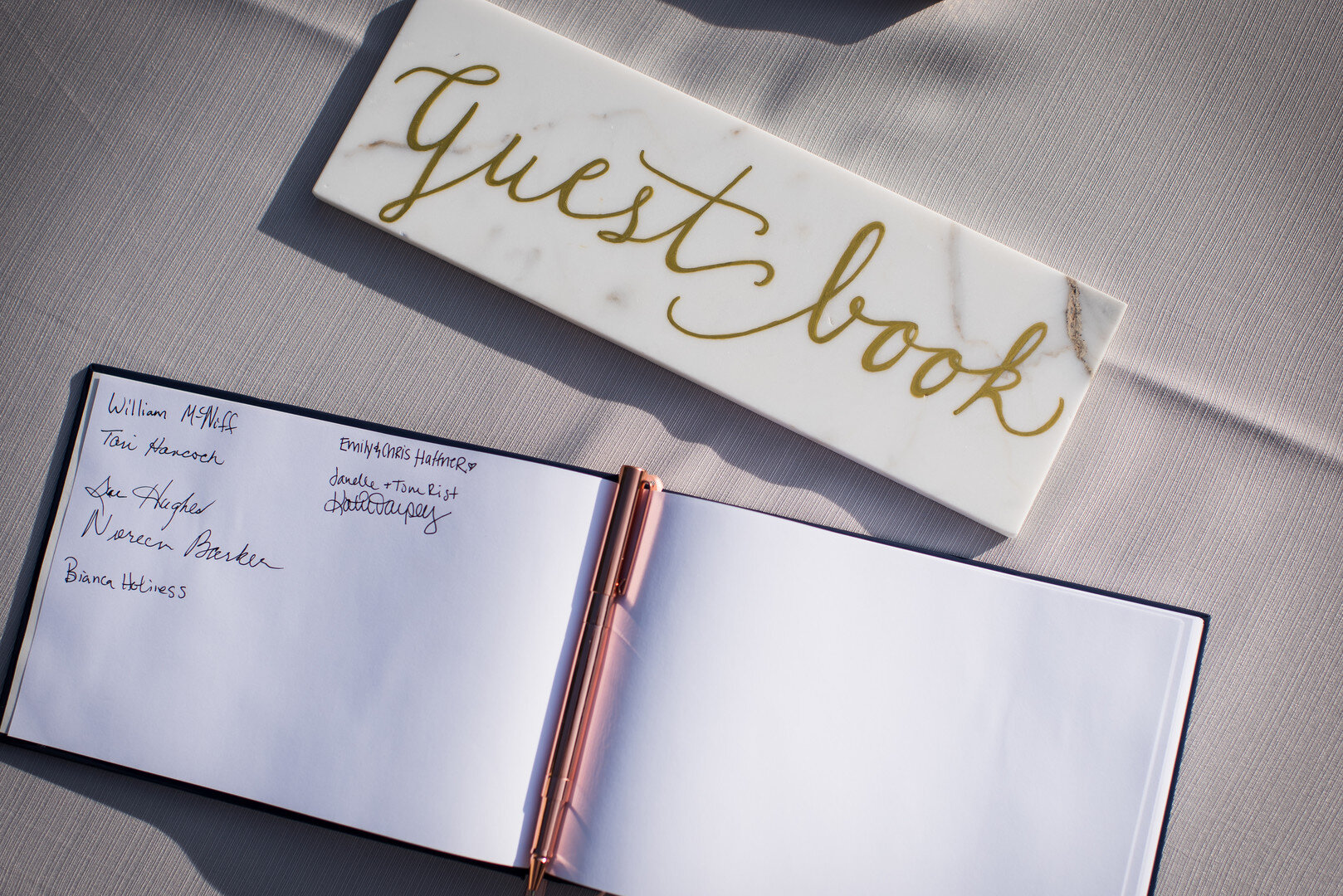 Wedding Guestbook Sign: Golden Hour Armour House Chicago Wedding captured by Inspired Eye Photography featured on CHI thee WED. Find more wedding ideas at CHItheeWED.com!