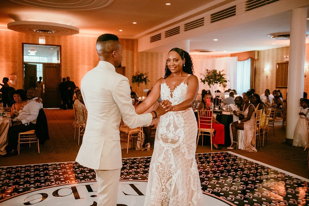 Wedding first dance: Sophisticated Southside Chicago wedding captured by Emily-Melissa Photography LLC featured on CHI thee WED. Find more Chicago wedding ideas on CHItheeWED.com!