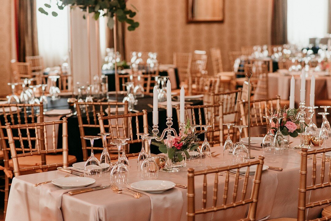 Elegant wedding tablescape: Sophisticated Southside Chicago wedding captured by Emily-Melissa Photography LLC featured on CHI thee WED. Find more Chicago wedding ideas on CHItheeWED.com!