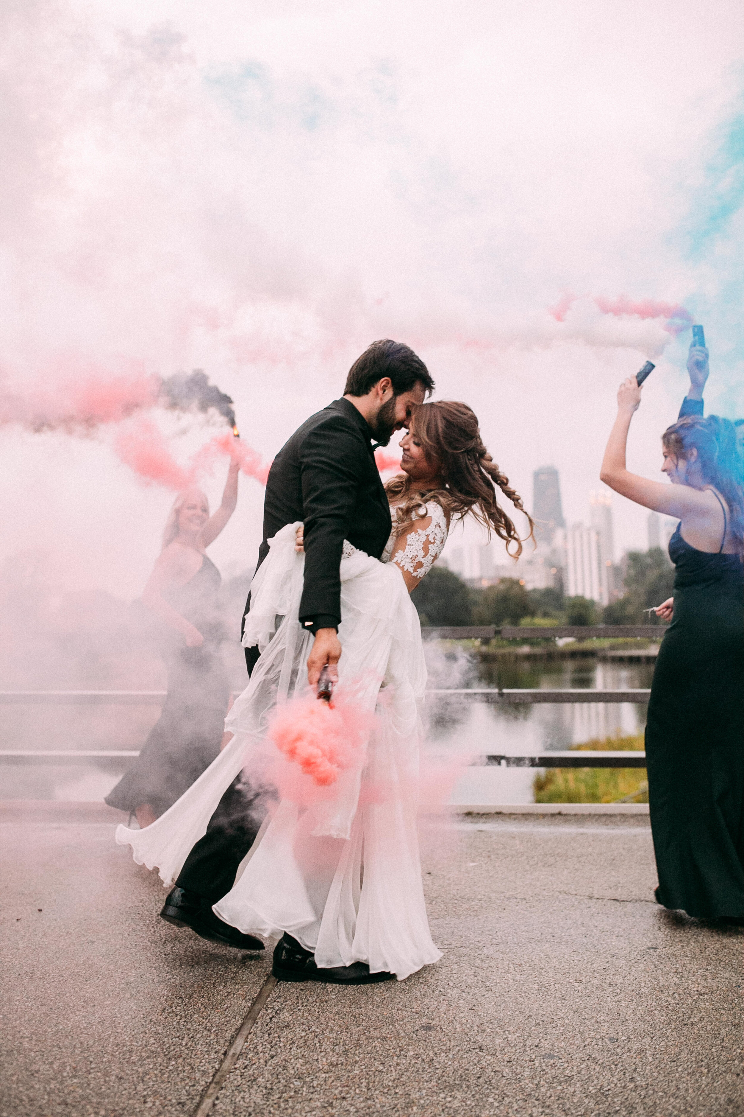 Modern Chicago wedding at Ovation captured by This Is Feeling Photography. Find more Chicago wedding inspiration at CHItheeWED.com!