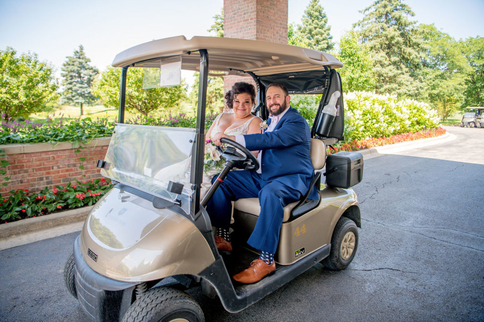 Romantic Ruffled Feathers Golf Club captured by OKBritKnee, INC. See more wedding inspiration at CHItheeWED.com!