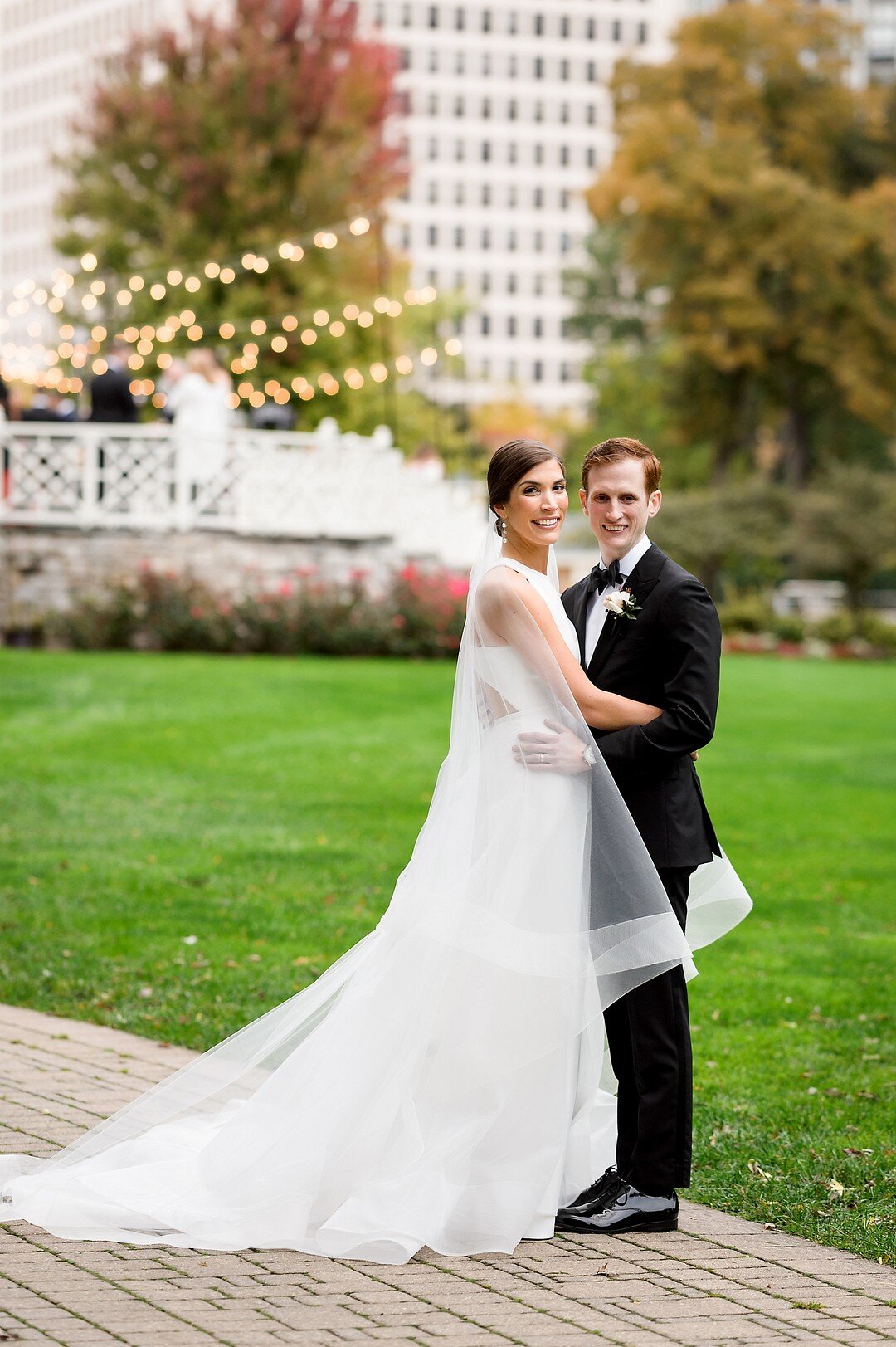 Classic and Romantic Chicago Wedding with Pops of Burgundy captured by Julia Franzosa Photography. See more timeless wedding ideas at CHItheeWED.com!