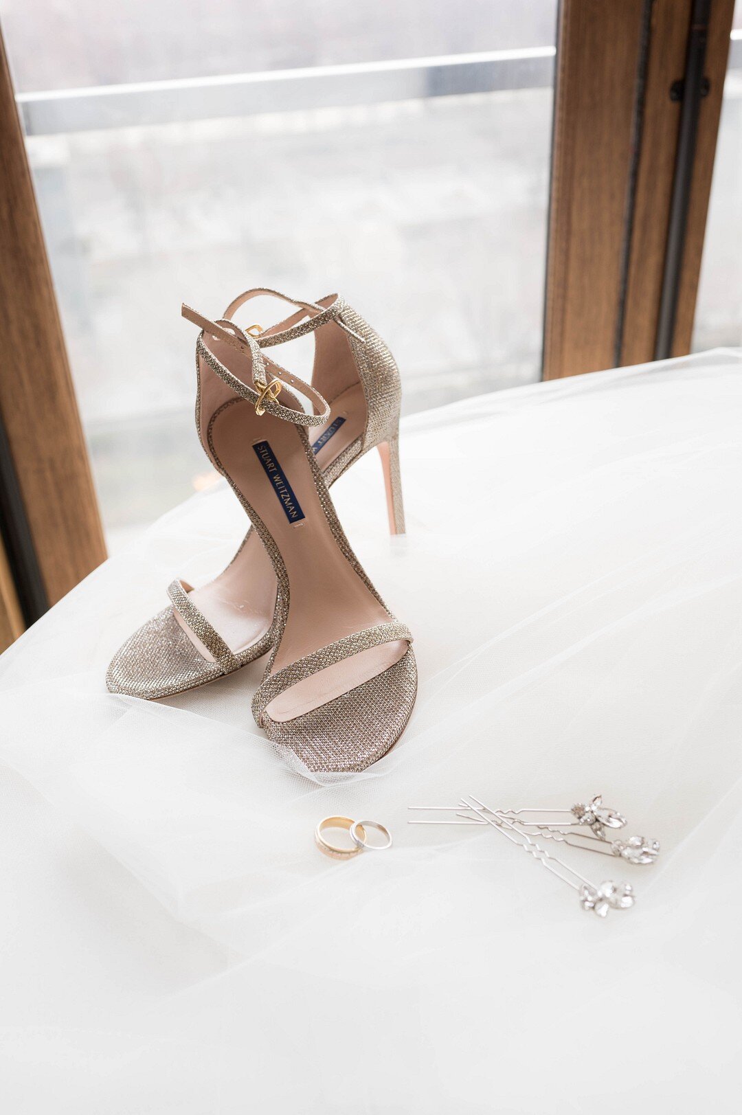 Bridal Shoes: Classic &amp; Elegant Chicago Wedding captured by Studio Soo. Find more elegant wedding ideas at CHItheeWED.com!