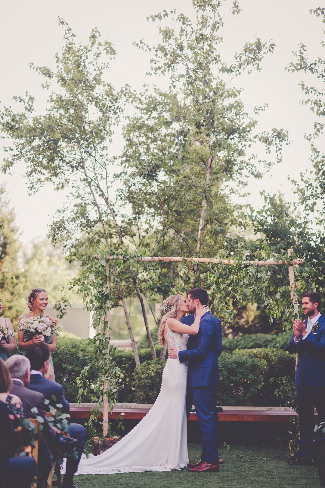 Summer Greenhouse Loft Wedding Day in Chicago captured by Kara Evans Photographer. See more summer Chicago wedding ideas on CHItheeWED.com!