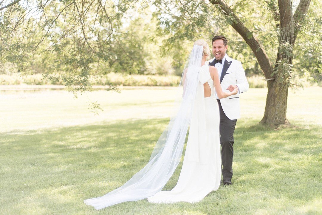 Greenery Inspired Outdoor Wedding captured by Victoria Rayburn Photography. See more outdoor wedding ideas at CHItheeWED.com! 