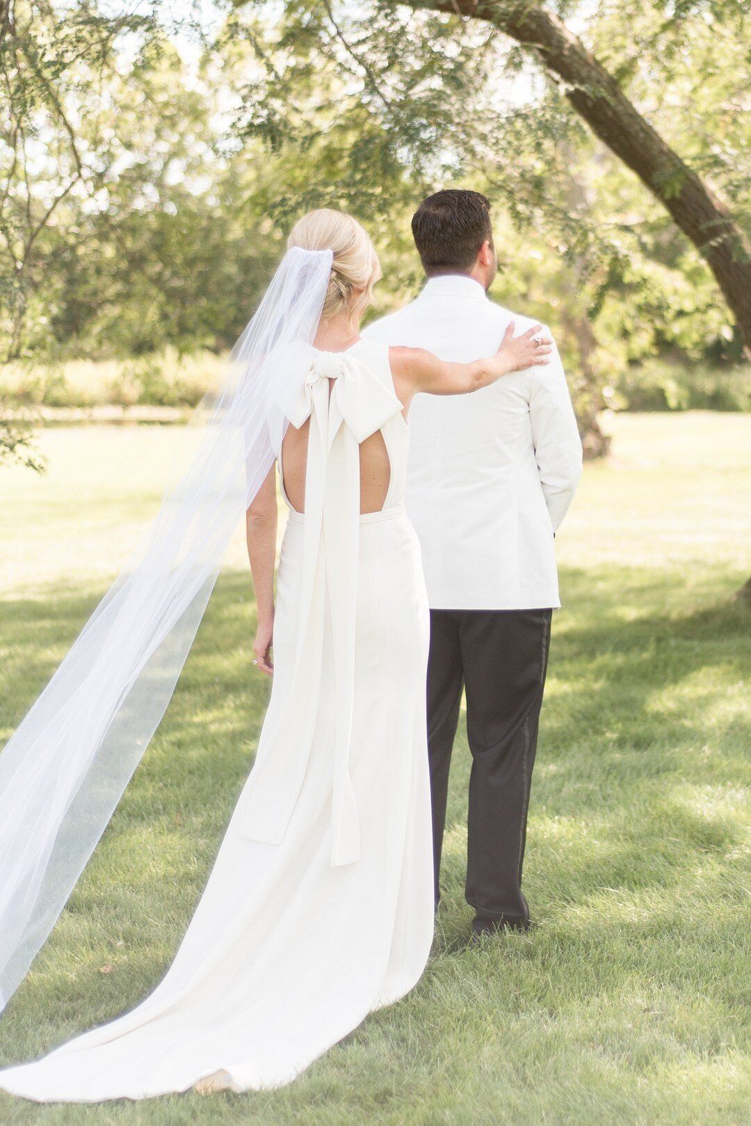 Greenery Inspired Outdoor Wedding captured by Victoria Rayburn Photography. See more outdoor wedding ideas at CHItheeWED.com! 