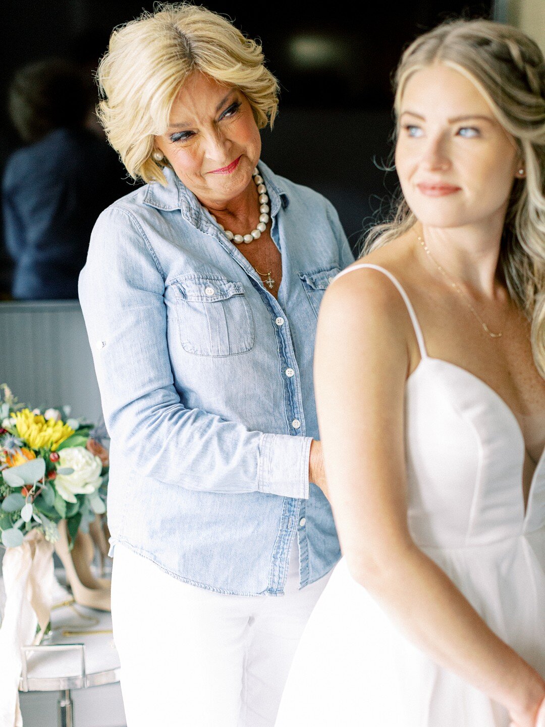 Romantic Cafe Brauer Wedding captured by Kaity Brawley Photography featured on CHI thee WED