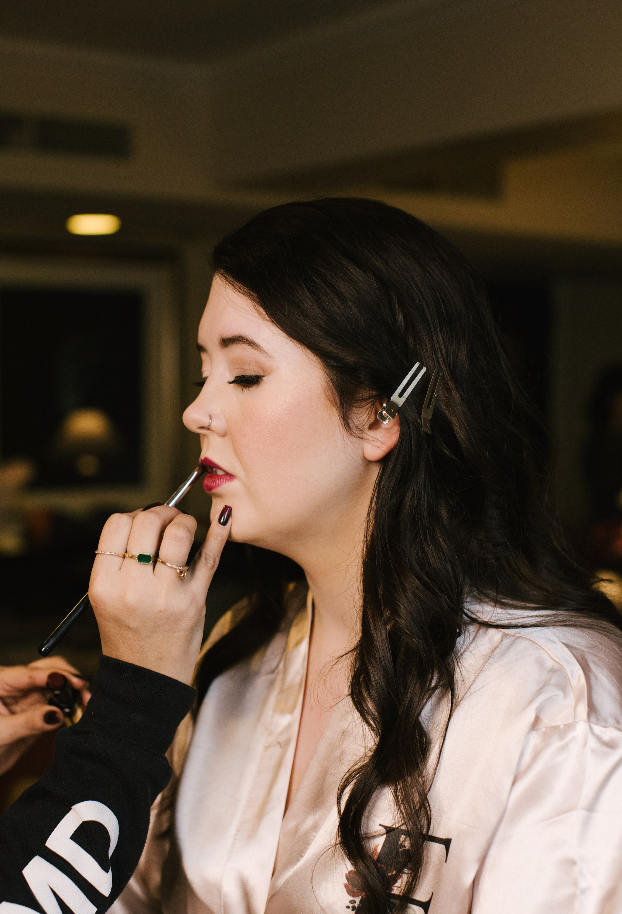 Bridal Makeup: Elegant Jewel-Toned Wedding captured by Dorey Kronick featured on CHI thee WED