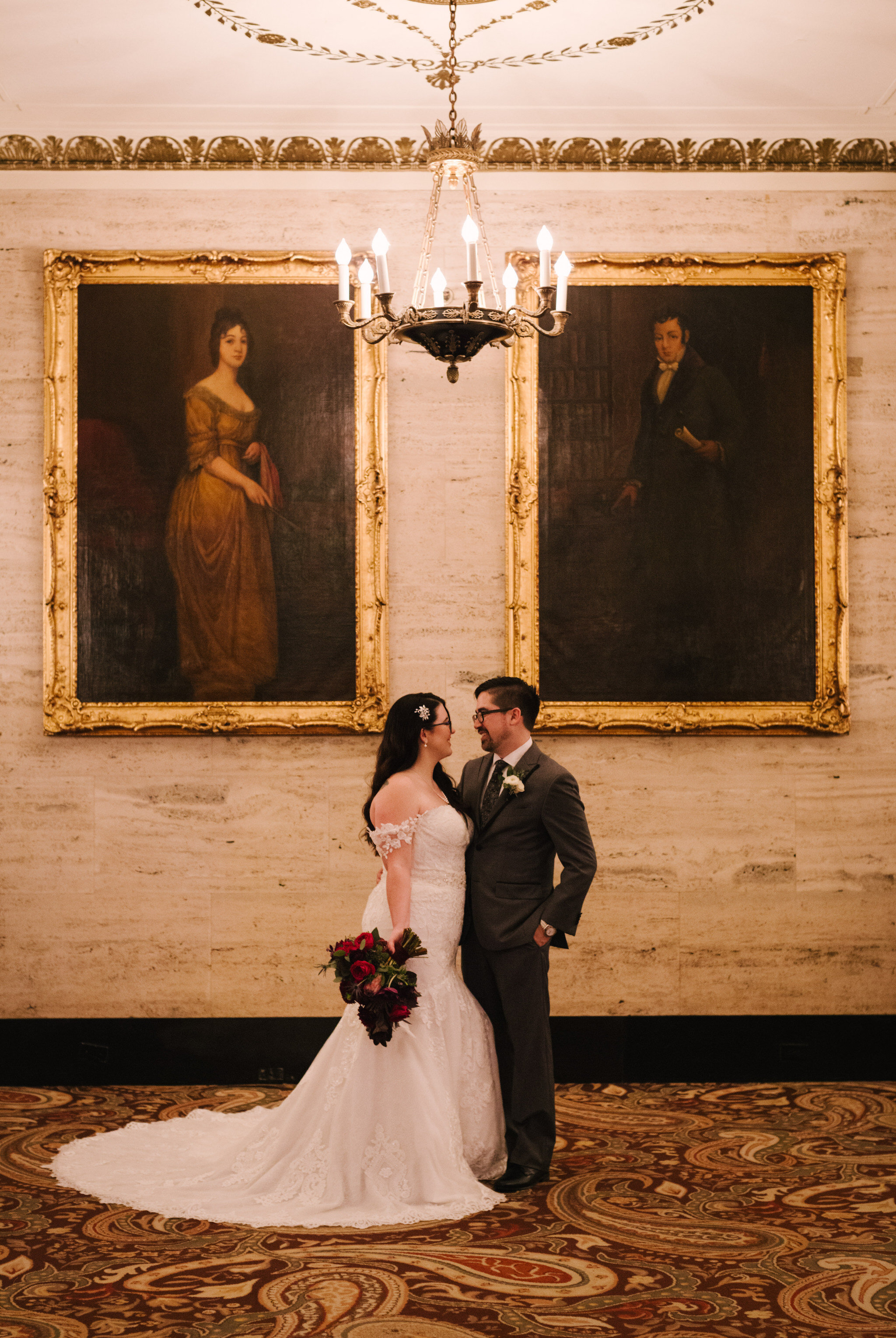 Elegant Jewel-Toned Wedding captured by Dorey Kronick featured on CHI thee WED