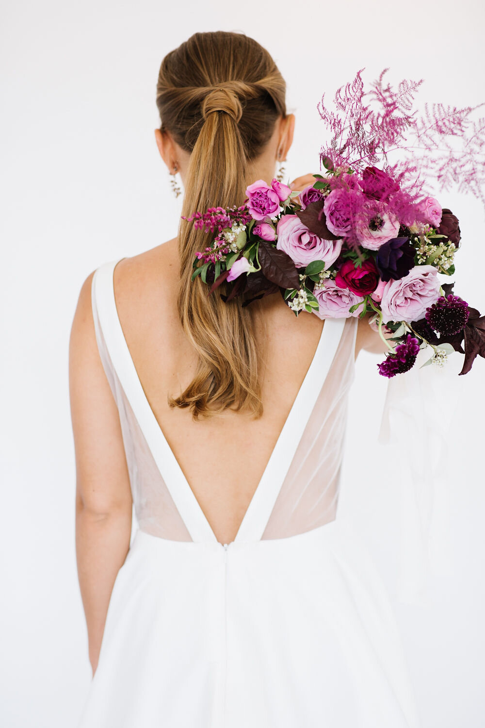 Bridal Fashion: Pretty Plum &amp; Modern Elements Wedding Inspiration captured by Hazel + Skye featured on CHI thee WED