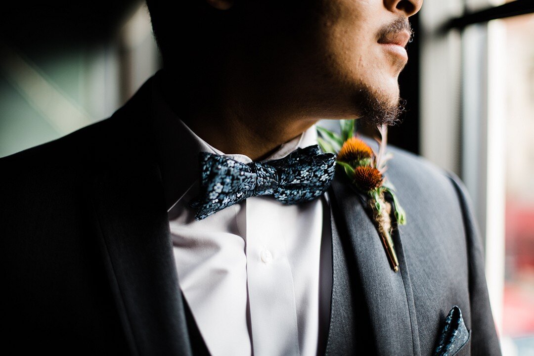 Moody &amp; Modern wedding inspiration captured by Grace Rios Photography featured on CHI thee WED!