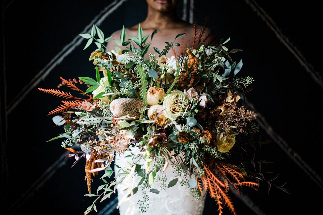 Moody &amp; Modern wedding inspiration captured by Grace Rios Photography featured on CHI thee WED!