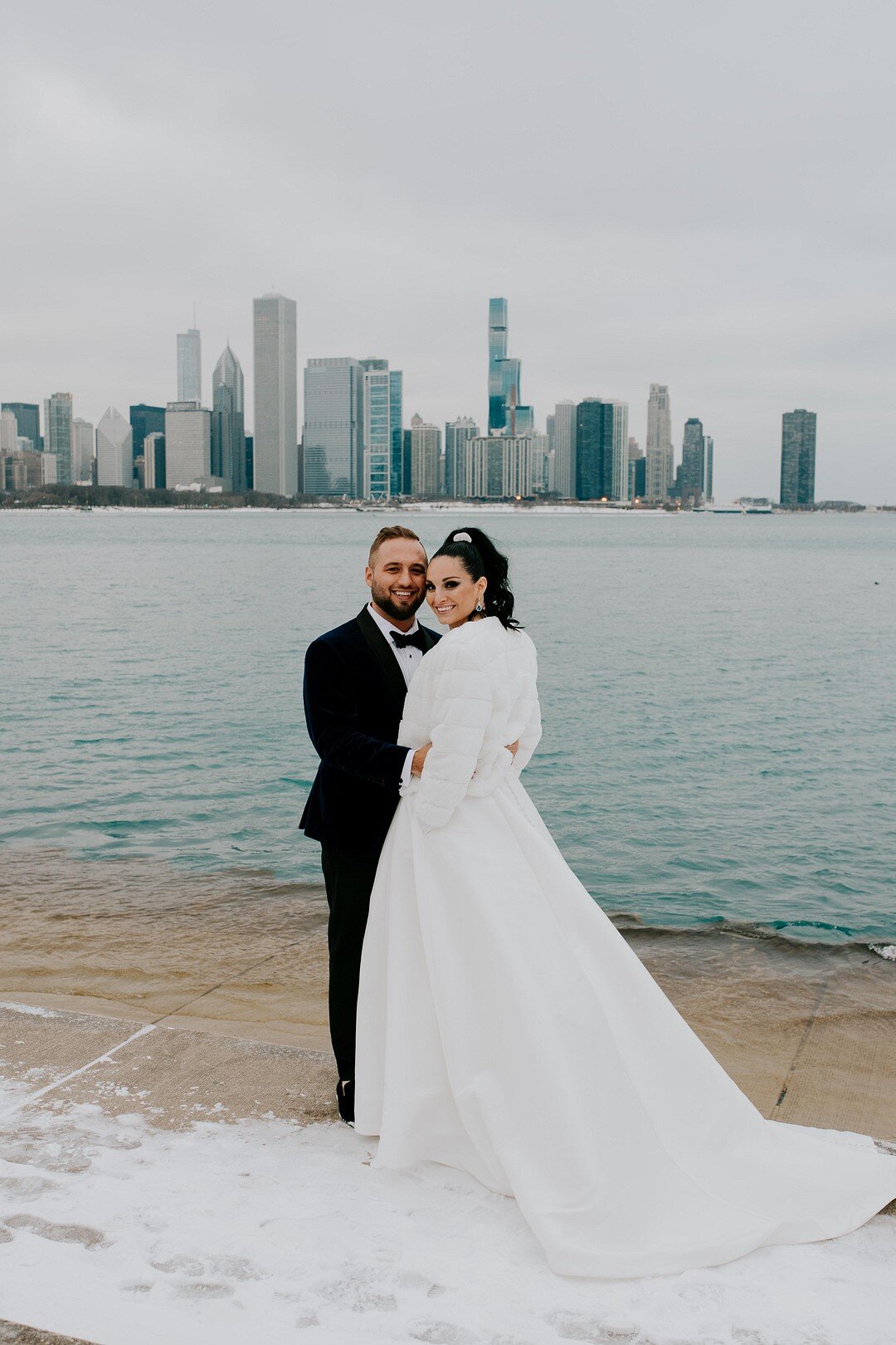 Elegant Yet Unique 19 East Wedding captured by Apaige Photography featured on CHI thee WED wedding blog.